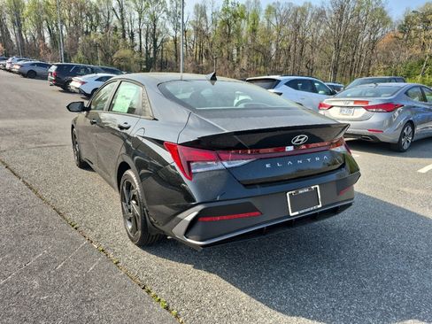 New 2026 Hyundai Elantra Sport FWD image 7
