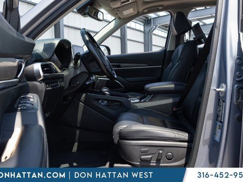 Used 2022 Kia Telluride SX w/ Nightfall Edition Package AWD/4WD image 3