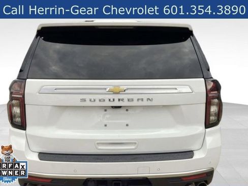 Used 2023 Chevrolet Suburban High Country image 13
