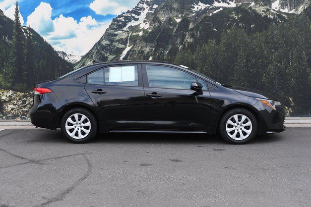 Certified 2024 Toyota Corolla LE FWD image 2