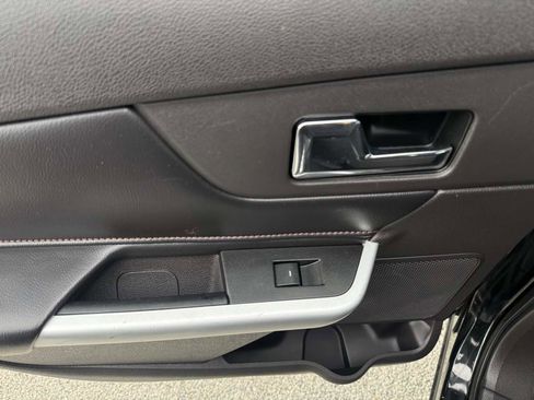 Used 2012 Ford Edge Limited w/ Driver Entry Pkg image 15