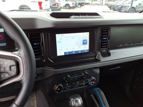 Certified 2022 Ford Bronco Black Diamond AWD/4WD image 10