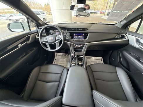 Certified 2025 Cadillac XT5 Premium Luxury image 21