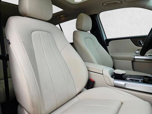 Certified 2023 Mercedes-Benz GLB 250 image 21
