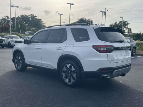 Used 2026 Honda Pilot Touring image 5