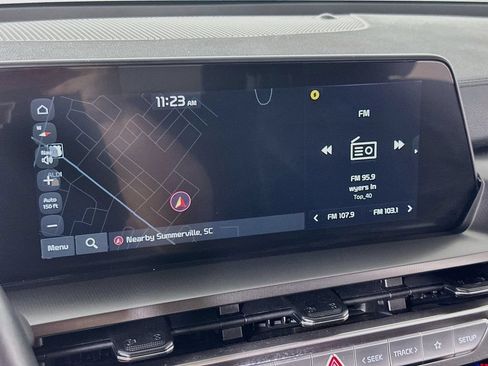 Used 2025 Kia Telluride S FWD image 28