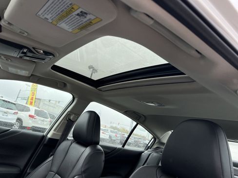 Used 2023 Subaru Legacy Touring XT image 24