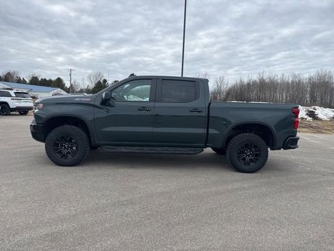 Used 2025 Chevrolet Silverado 1500 ZR2 AWD/4WD image 4