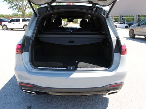 Used 2025 Mercedes-Benz GLS 580 4MATIC image 7