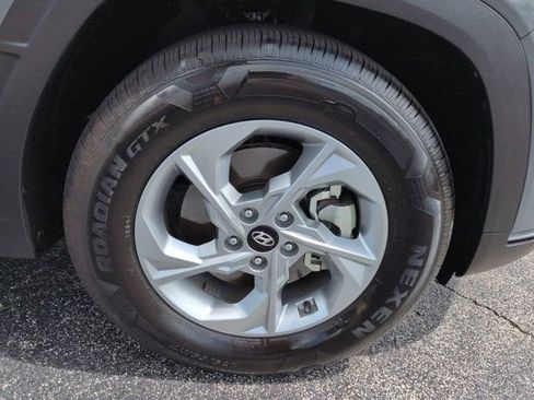 Certified 2024 Hyundai Tucson SE FWD image 11