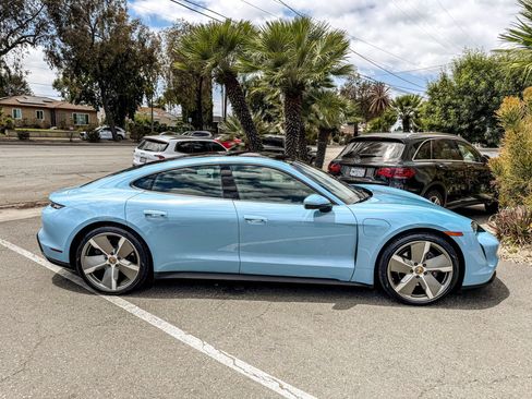 Used 2021 Porsche Taycan RWD image 16