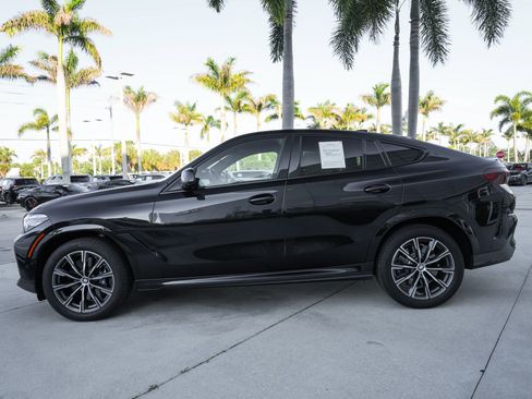 Used 2023 BMW X6 M50i w/ Climate Comfort Package AWD/4WD image 6