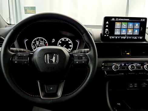 Used 2025 Honda Pilot TrailSport image 29