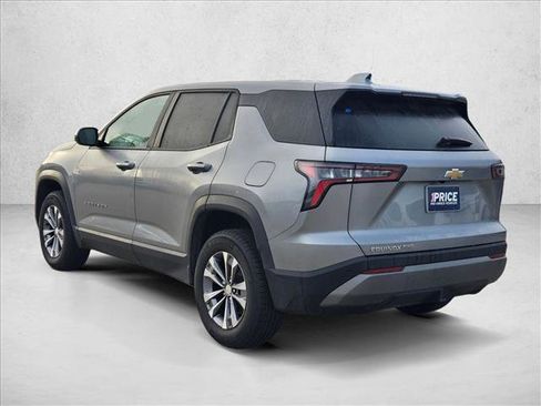 Used 2025 Chevrolet Equinox LT image 6