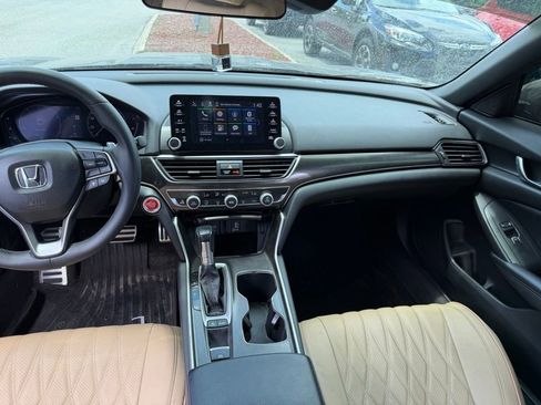Used 2018 Honda Accord Sport image 20