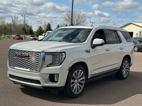 Used 2021 GMC Yukon Denali w/ Denali Ultimate Package AWD/4WD image 4