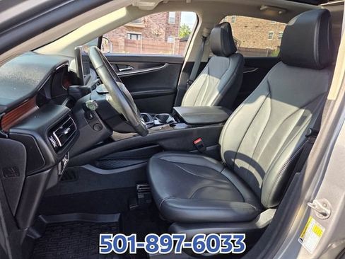 Certified 2023 Lincoln Nautilus Reserve AWD/4WD image 9