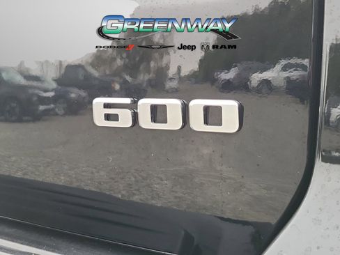 Used 2024 Cadillac Escalade Sport w/ Touring Package image 33