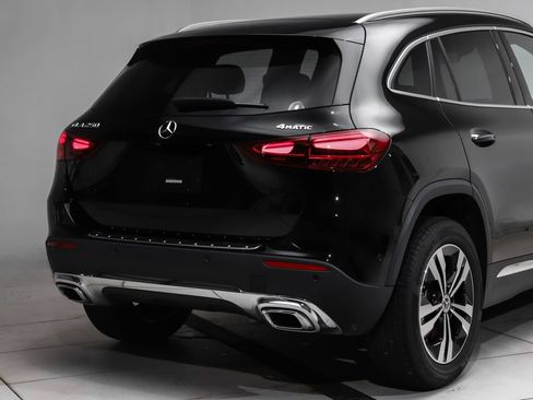 Certified 2024 Mercedes-Benz GLA 250 4MATIC image 4