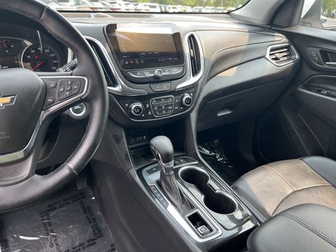 Used 2024 Chevrolet Equinox Premier AWD/4WD image 35
