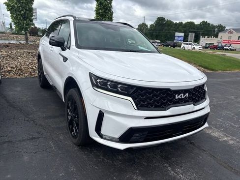 Used 2022 Kia Sorento SX AWD/4WD image 3