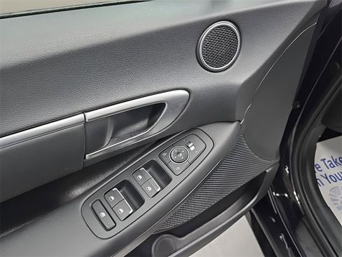 Certified 2025 Hyundai Sonata SEL image 10