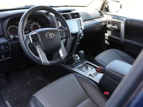 Used 2020 Toyota 4Runner SR5 Premium AWD/4WD image 9
