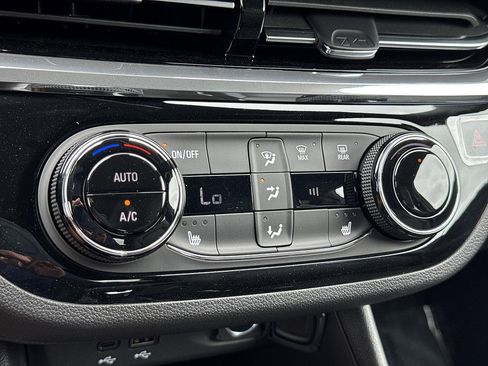New 2026 Buick Envista Sport Touring w/ Convenience I Package FWD image 16
