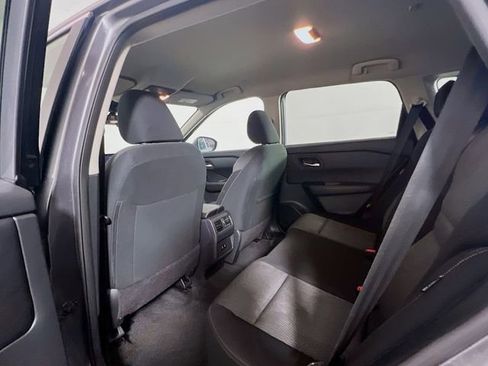 Used 2024 Nissan Rogue SV FWD image 18