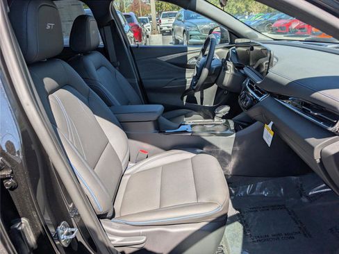 New 2026 Buick Envista Sport Touring w/ Convenience I Package FWD image 8