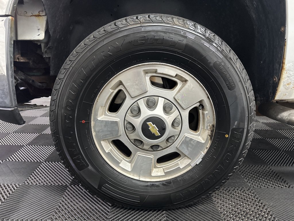Used 2014 Chevrolet Silverado 2500 LT AWD/4WD image 34
