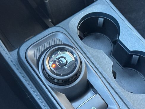 Used 2025 Ford Maverick XL w/ Equipment Group 102A image 21