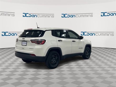 Used 2019 Jeep Compass Sport w/ Cold Weather Group image 10