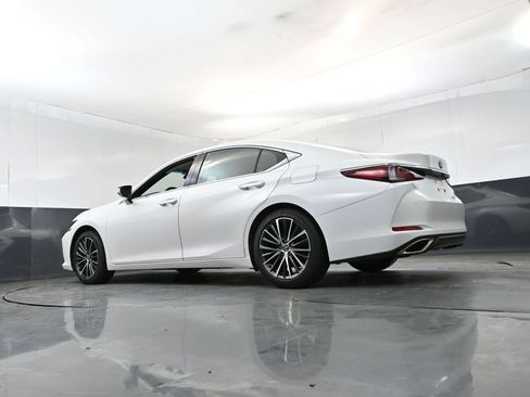 Used 2024 Lexus ES 350 w/ Premium Package FWD image 21