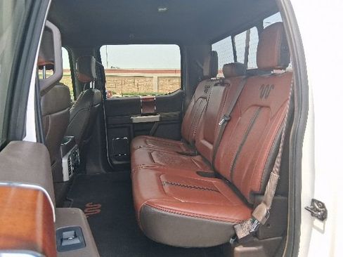 Used 2019 Ford F150 King Ranch w/ Equipment Group 601A Luxury AWD/4WD image 16