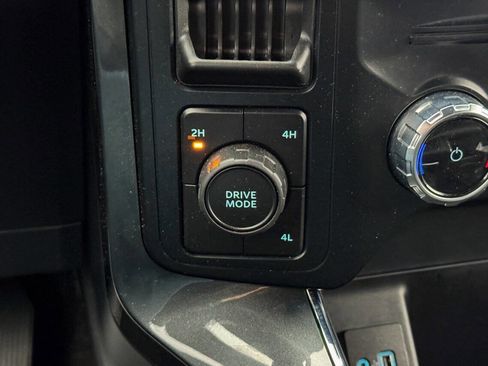 Used 2022 Ford F150 XLT w/ Equipment Group 302A High image 34