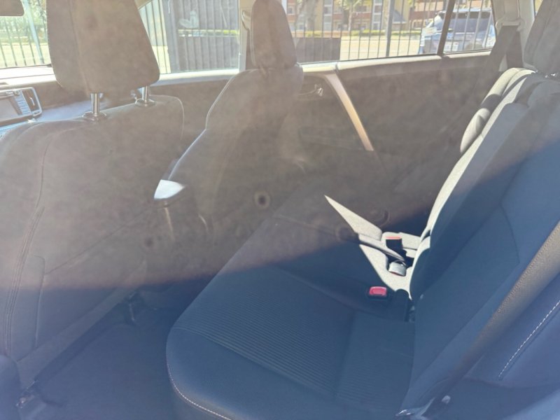 Used 2015 Toyota RAV4 XLE FWD image 13