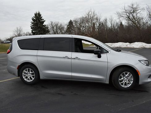 New 2026 Chrysler Voyager LX image 3