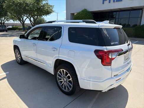 Certified 2023 GMC Acadia Denali w/ Denali Ultimate Package FWD image 5