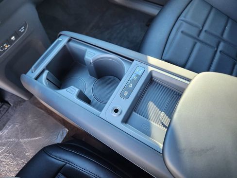 New 2026 Kia EV9 Land image 18