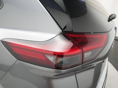 Certified 2023 Nissan Rogue Platinum w/ Platinum Premium Package image 33