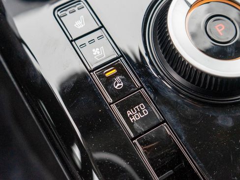 Used 2025 Kia Niro Wave w/ Wave Preserve Package image 29