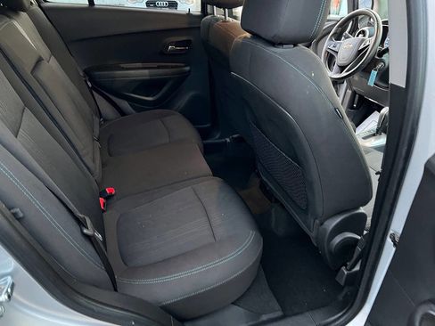 Used 2015 Chevrolet Trax LT image 13