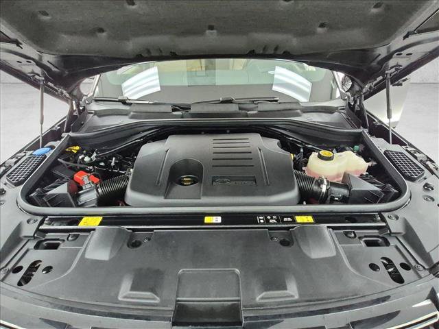 Certified 2025 Land Rover Range Rover Autobiography AWD/4WD image 27