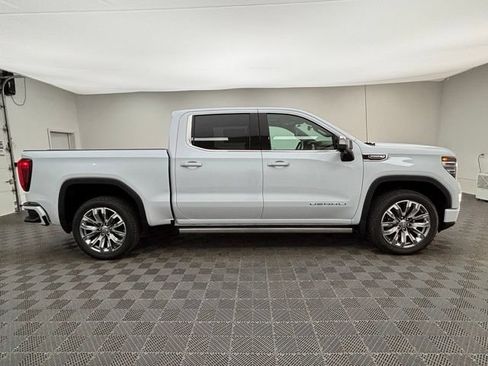 New 2026 GMC Sierra 1500 Denali w/ Denali Reserve Package AWD/4WD image 9