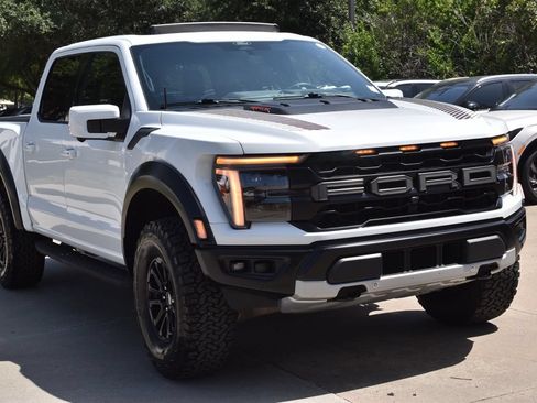 Certified 2025 Ford F150 Raptor AWD/4WD image 4