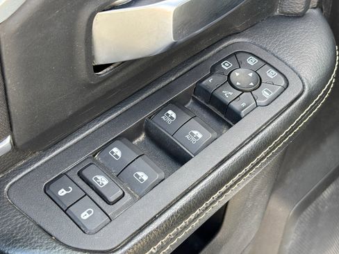 Used 2025 RAM 2500 Big Horn AWD/4WD image 13