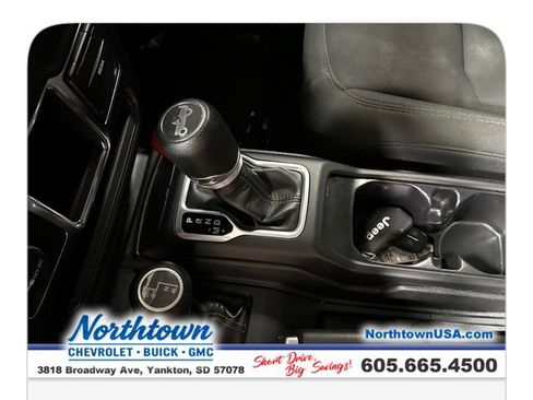 Used 2018 Jeep Wrangler Unlimited Sport AWD/4WD image 21