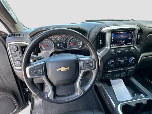 Used 2019 Chevrolet Silverado 1500 LTZ image 8