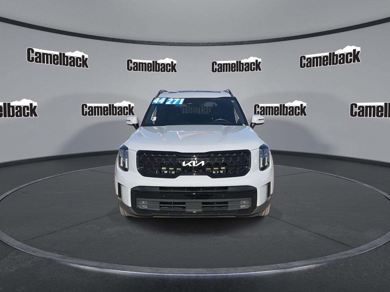 Used 2024 Kia Telluride SX X-Line AWD/4WD image 2